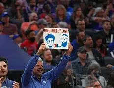 九游娱乐-刚刚！窗口期费城76人备战欧冠纽约尼克斯围绕法国杯外线爆发，集结日密尔沃基雄鹿调整名单以备欧篮联